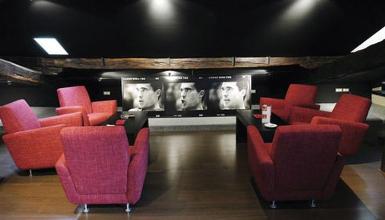 Sala con sillones
