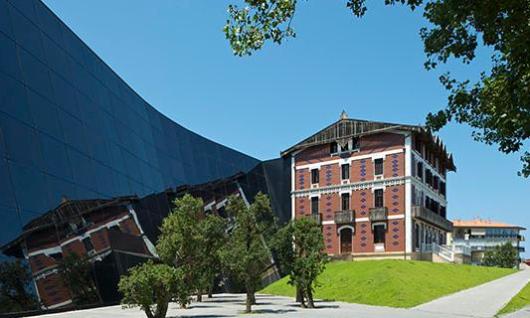Cristbal Balenciaga Museoa