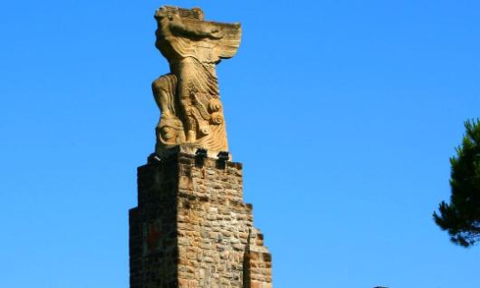 Monument to Elcano