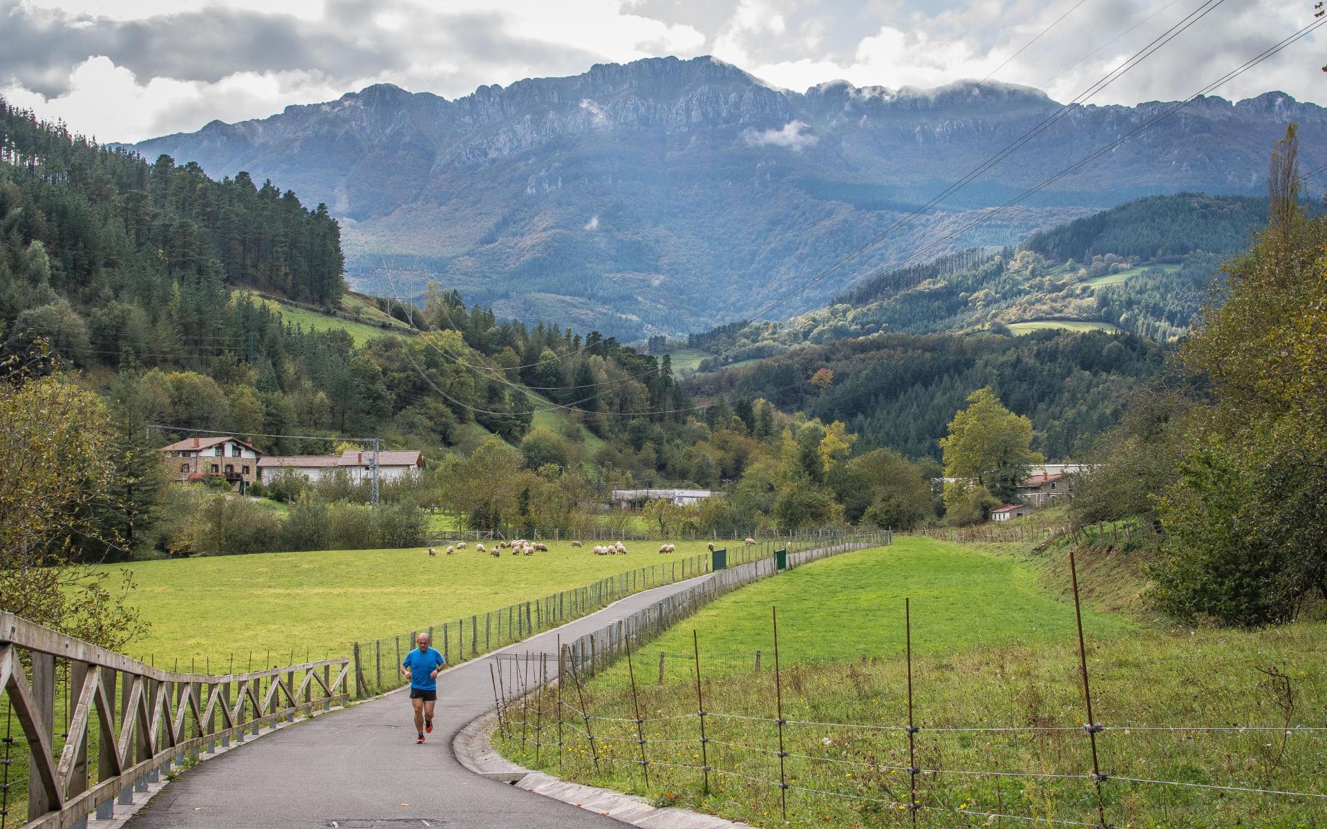 Mendi-ibiliak Basque Highlands eskualdean