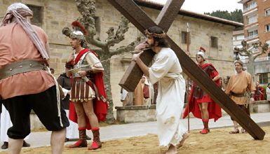 Balmasedako Via Crucis biziduna