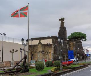 Elkanoren monumentua
